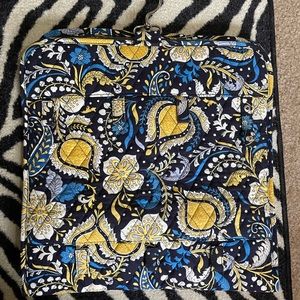 Vera Bradley Hanging Accessory Organizer